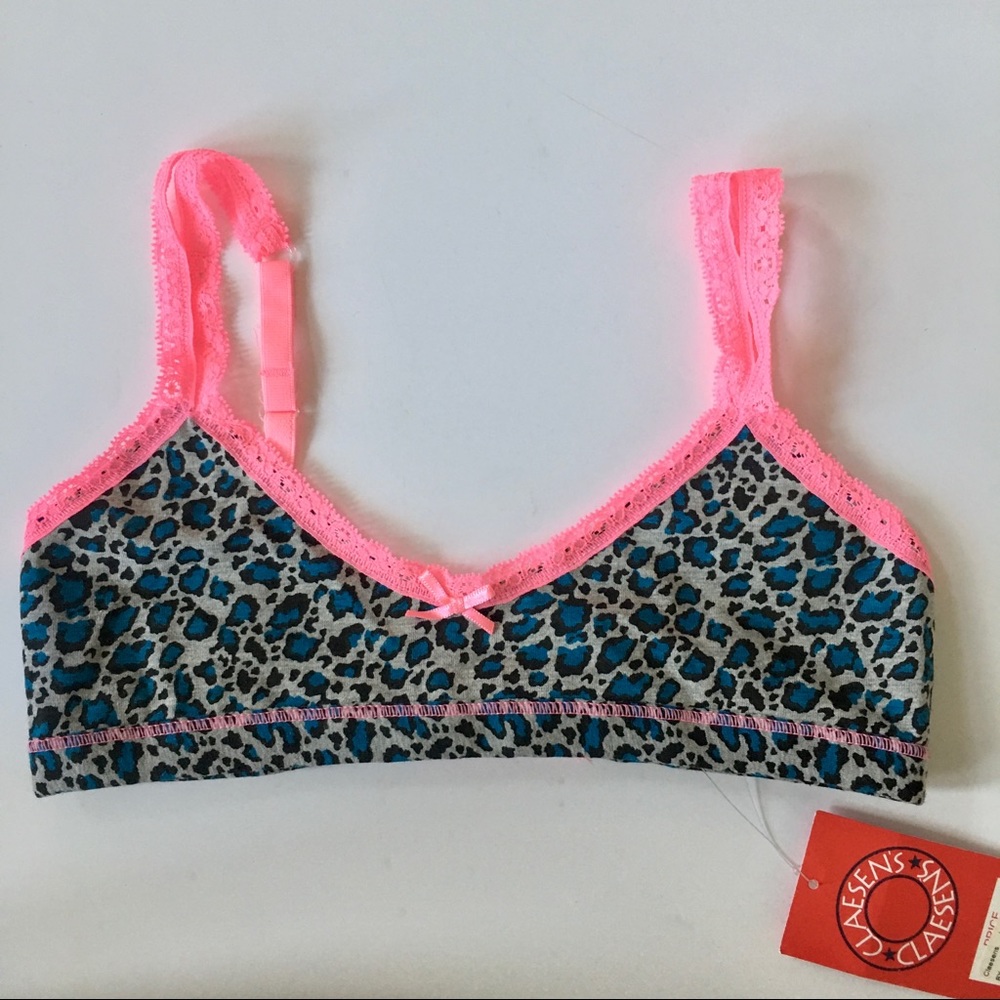 Claesen’s girls first Bra. 95% cotton NWT